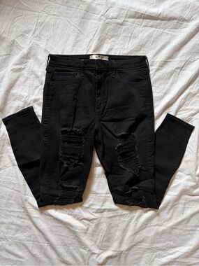 Hollister Ripped Skinny Jeans